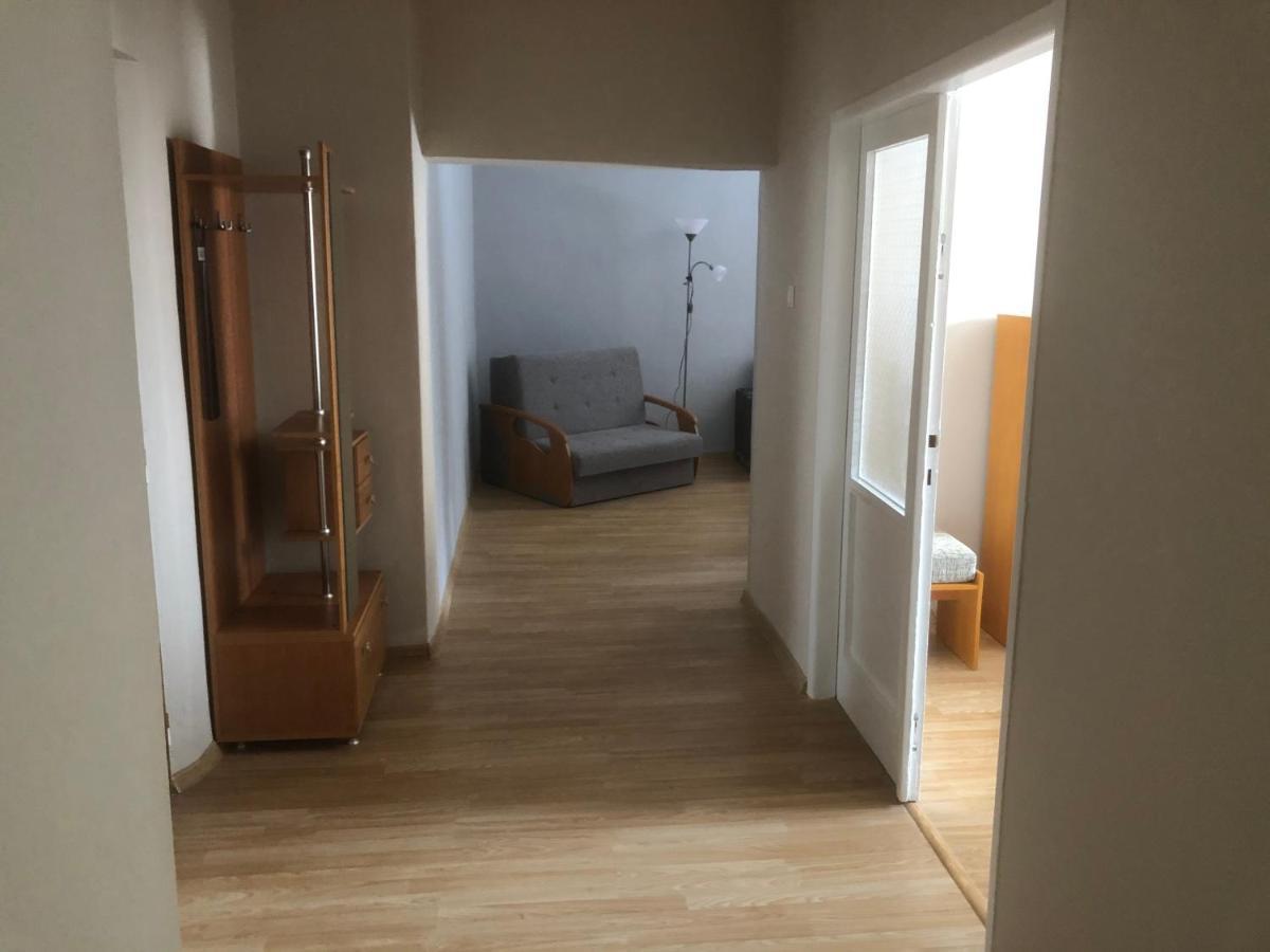 Apartman Bea, Snp 12 Velky Krtis Exterior foto